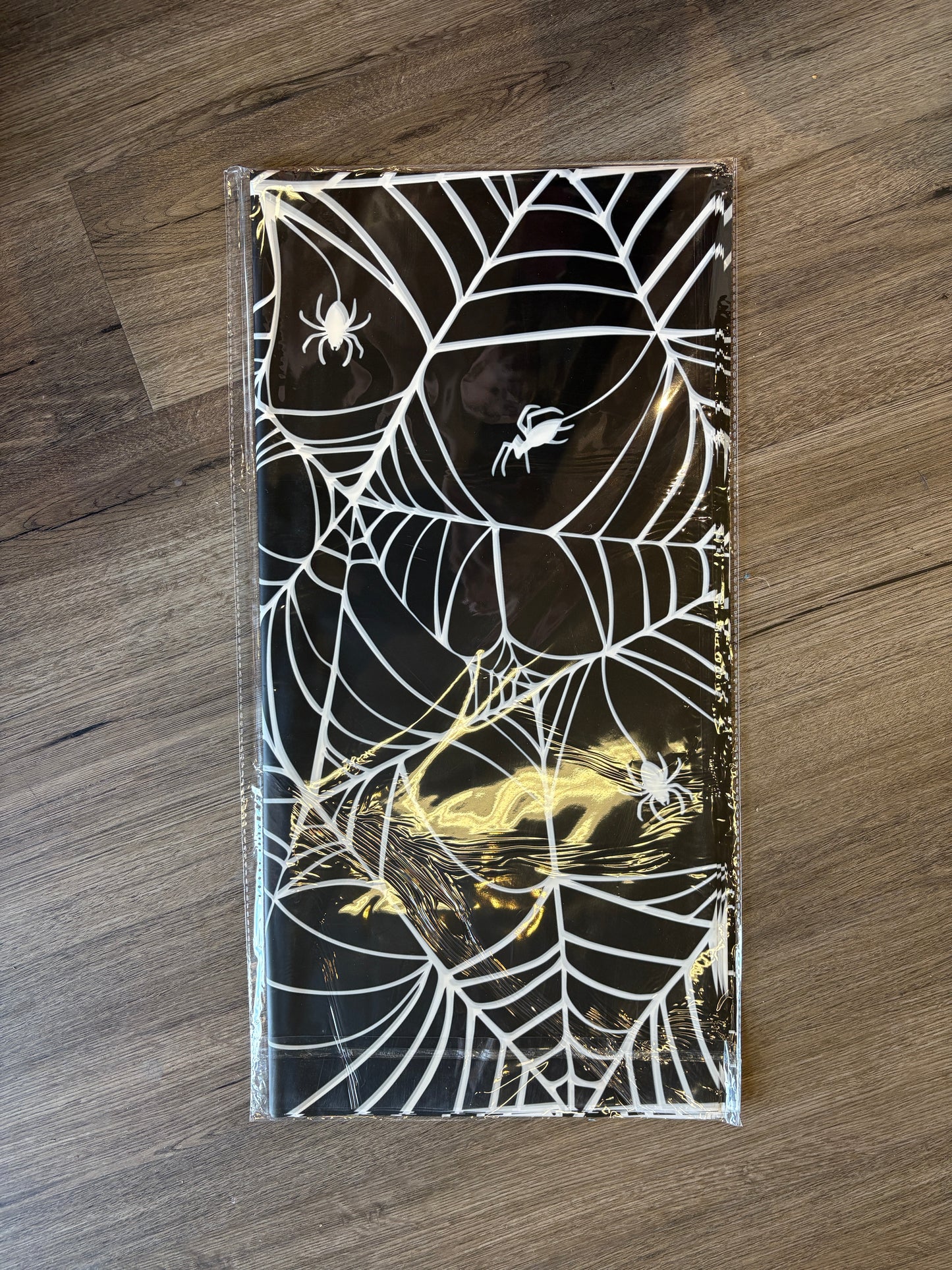 White spiderweb 🕸️🕷️ in Solid black