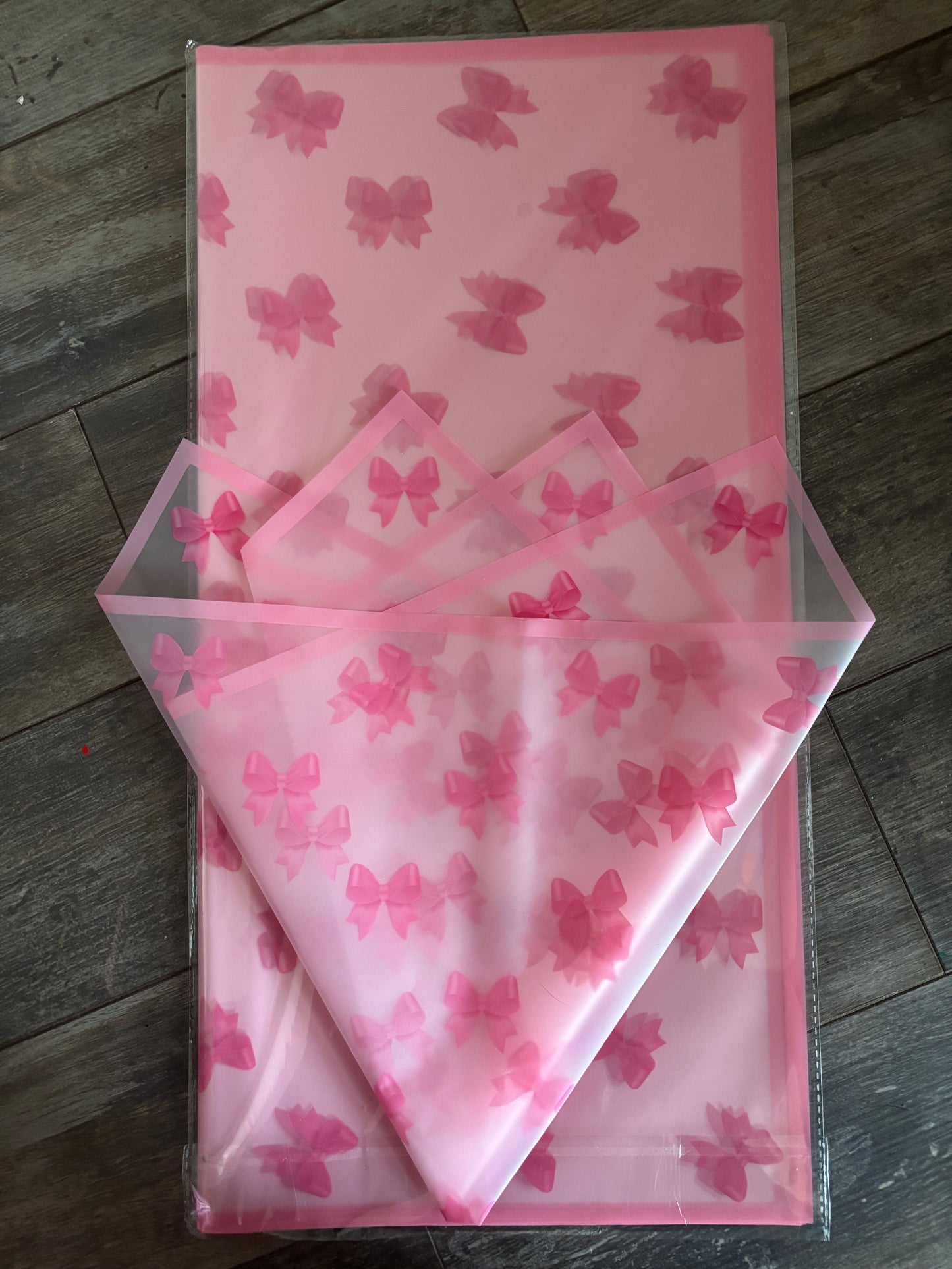 Transparent pink Coquette with pink edge🎀