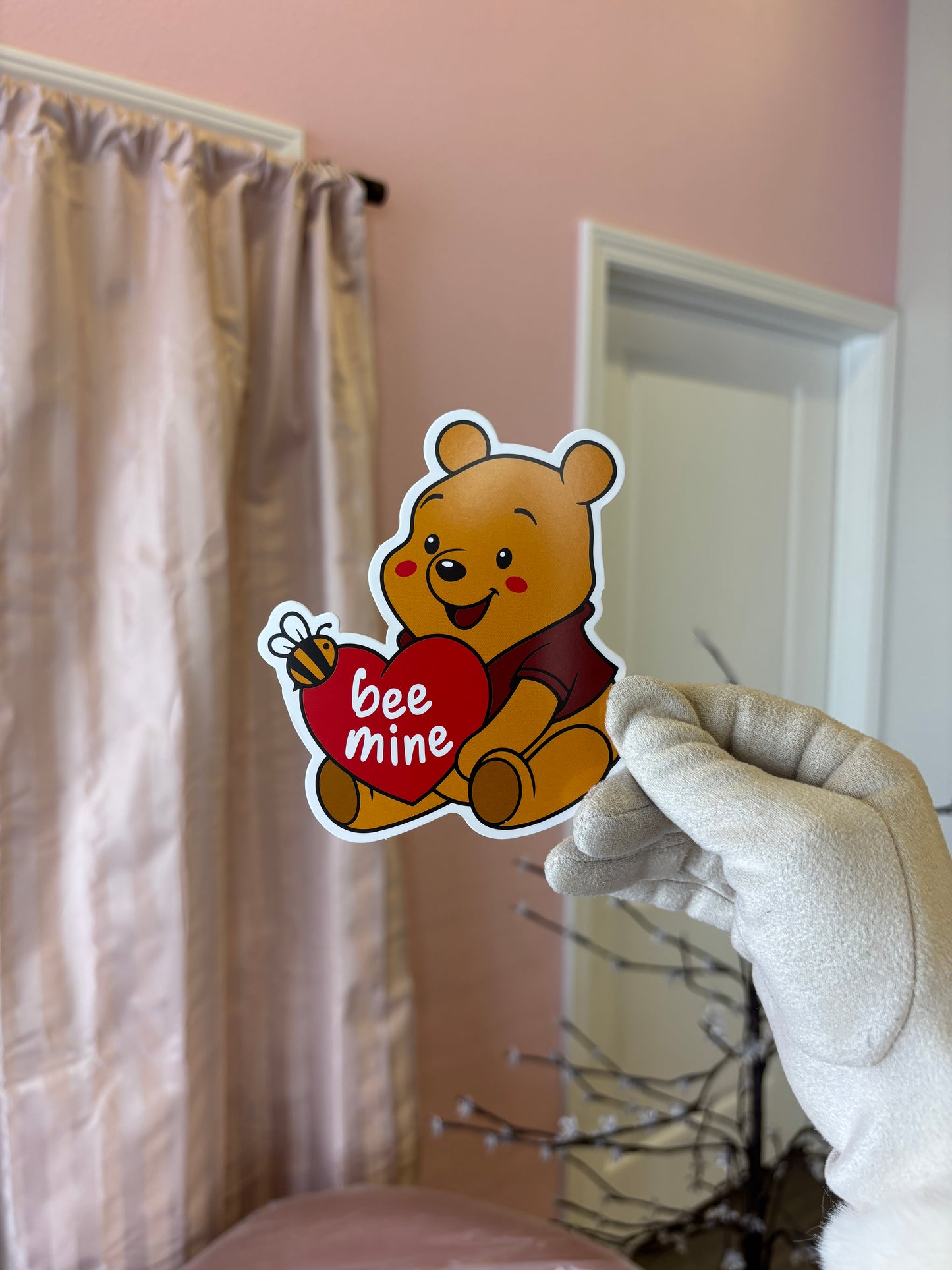 Sitting down Winnie the Pooh bee mine 🍯