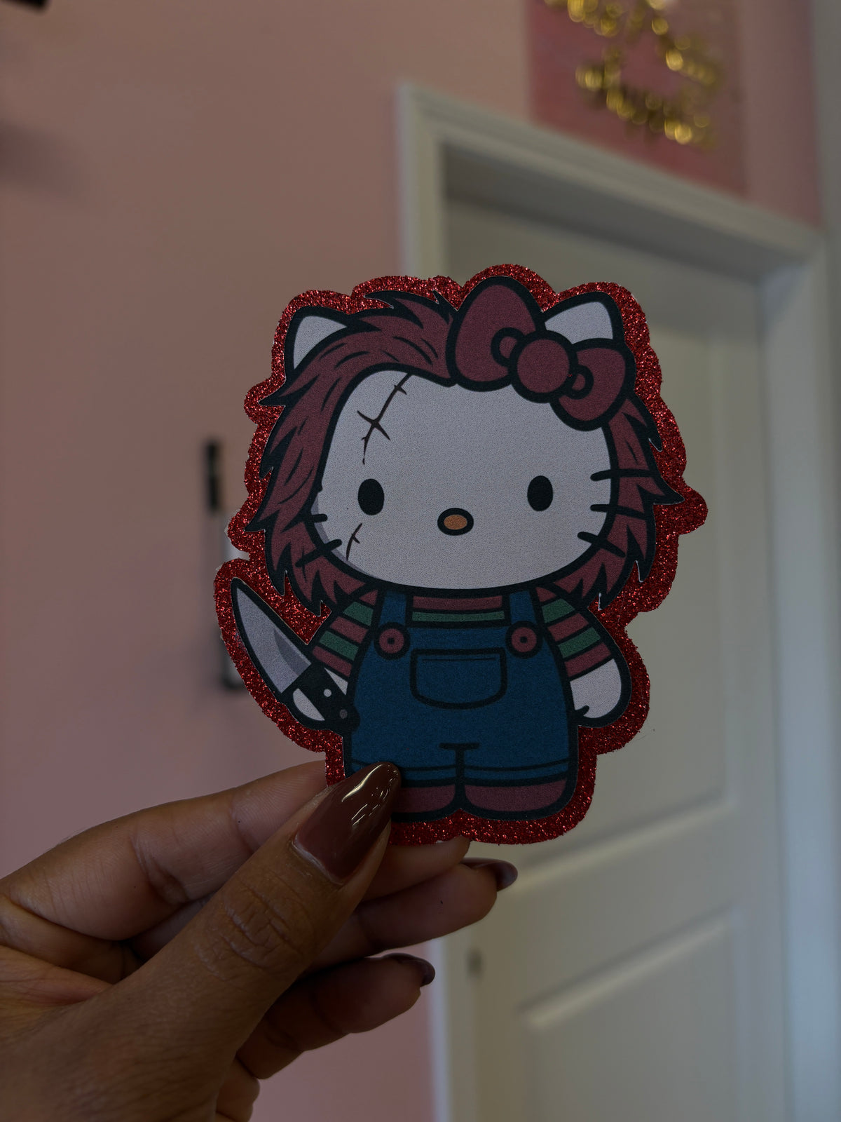1 Hello Kitty chucky with red glitter background topper