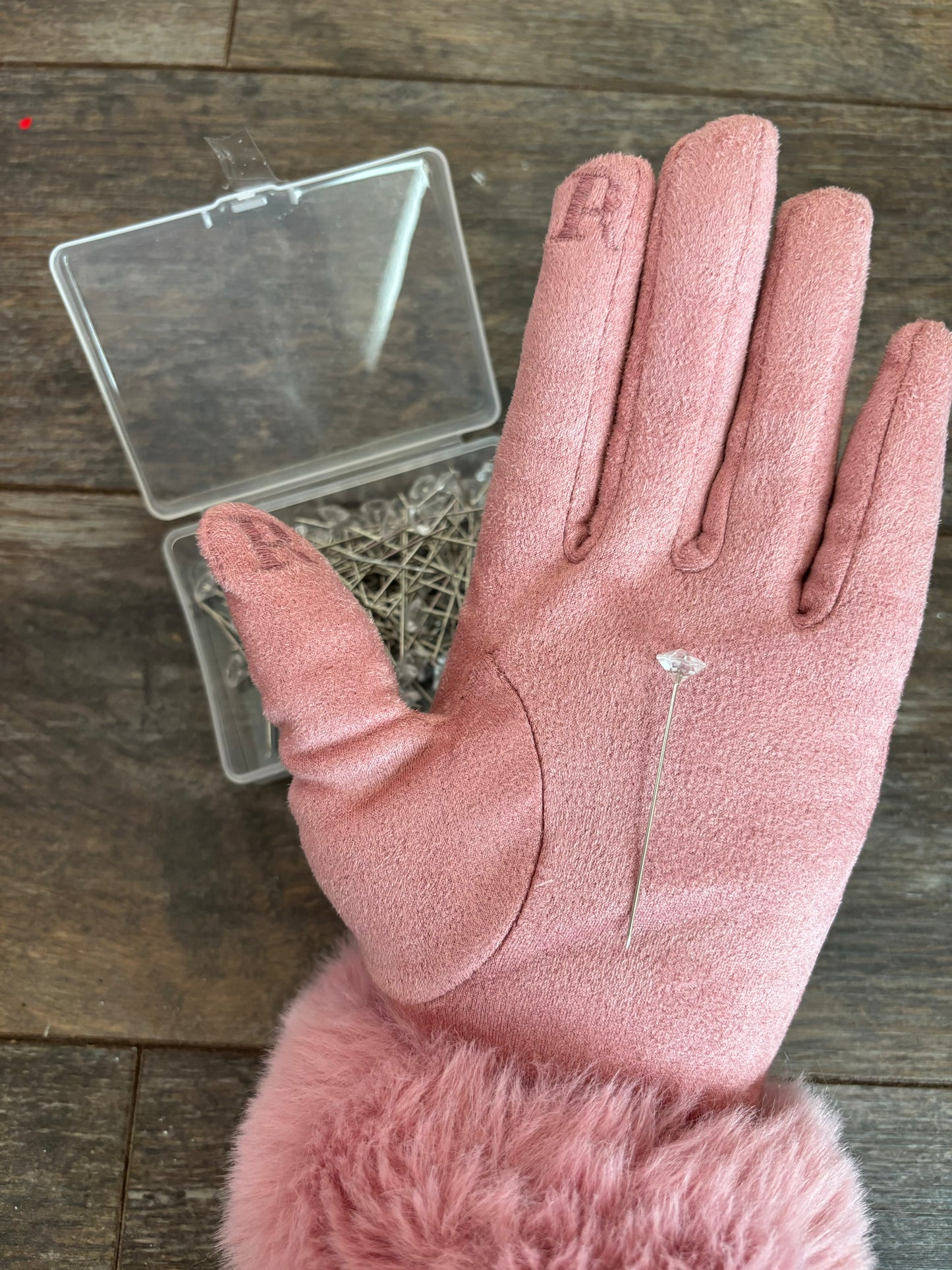 100 ct Diamond pins