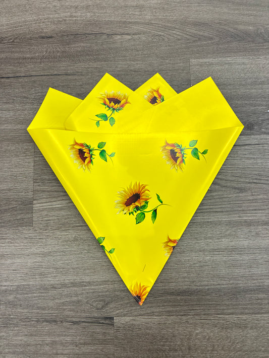 Yellow with sunflowers printed🌻