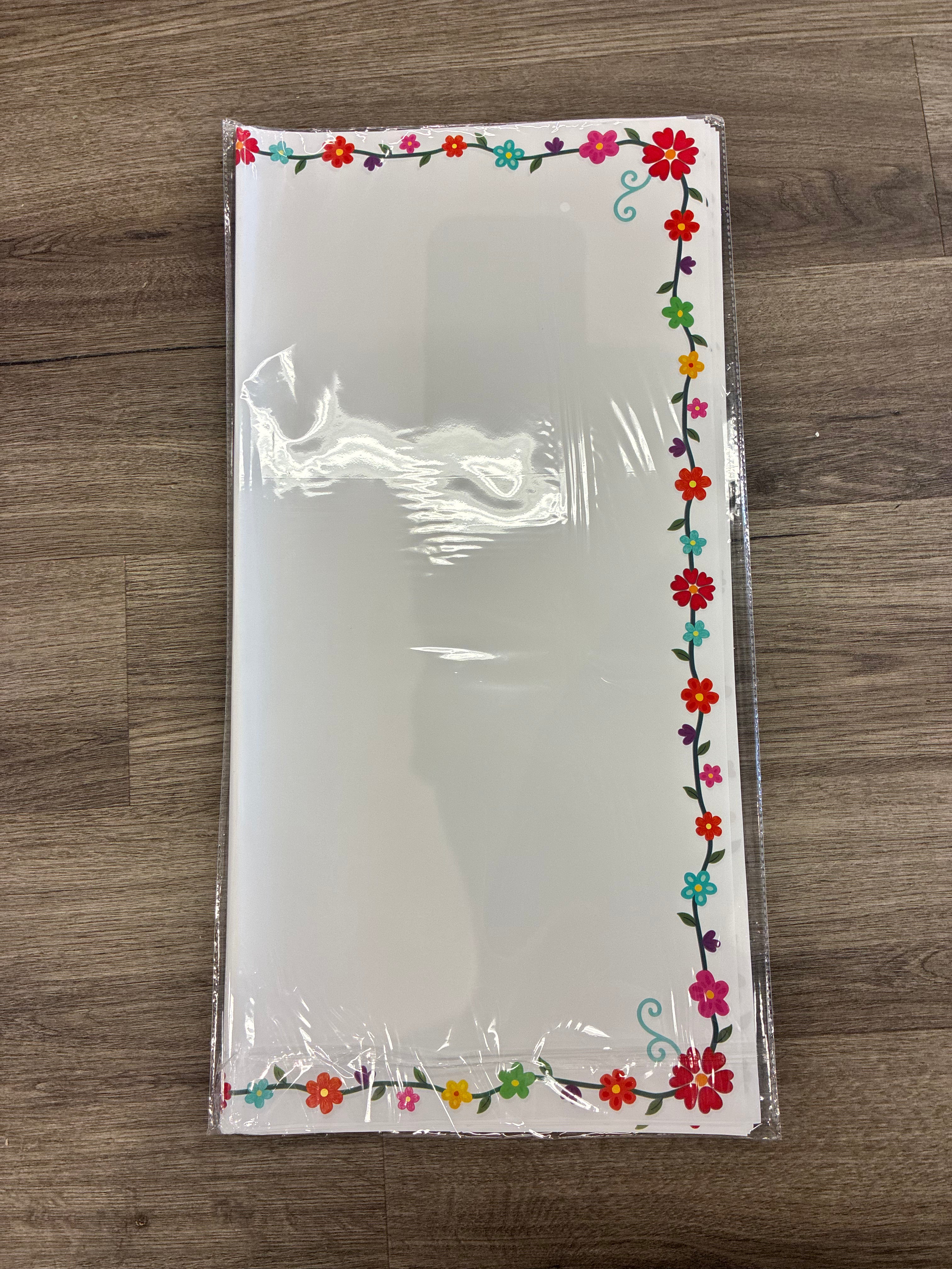 Colorful flower edge white 🌺