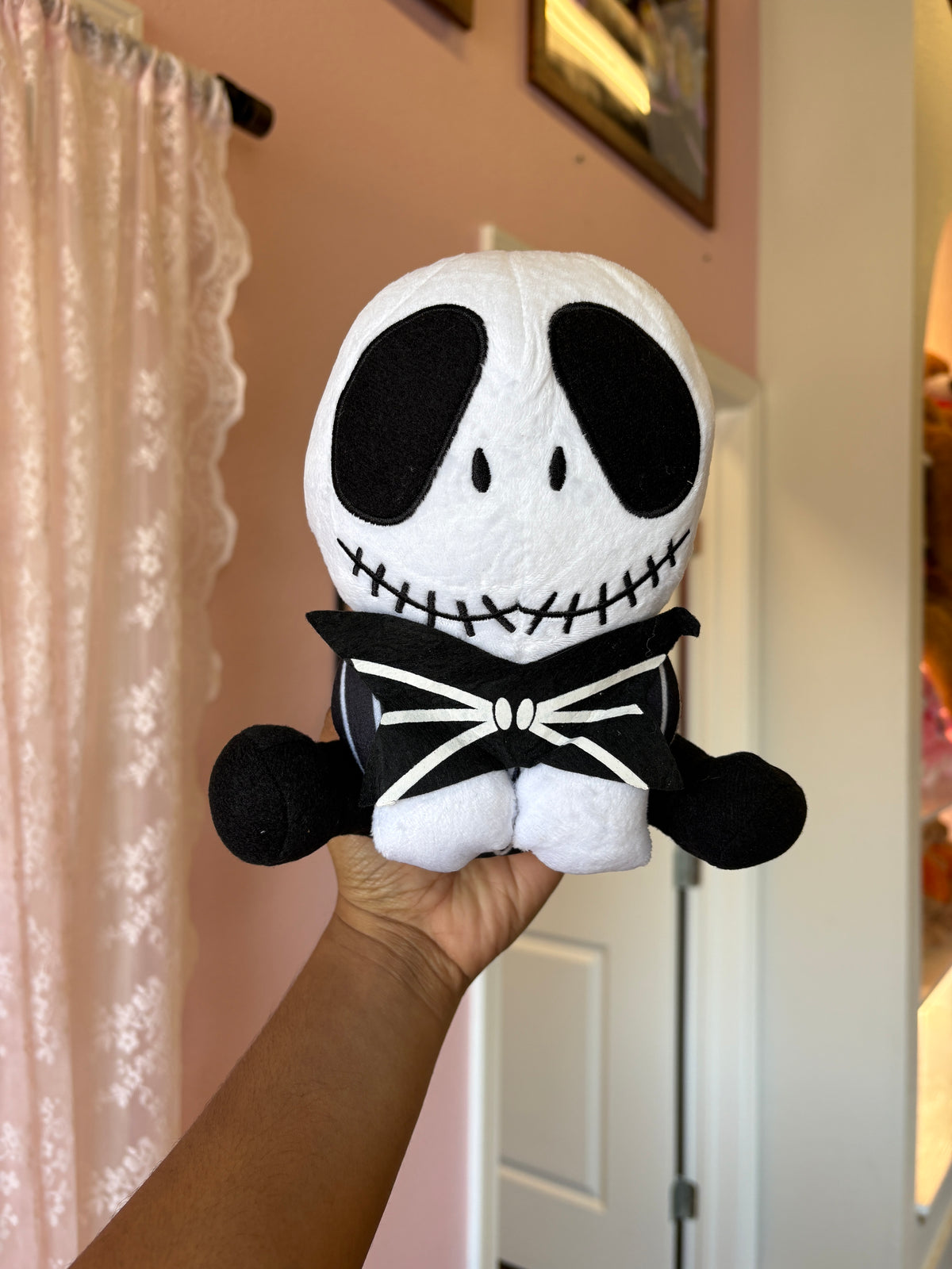 Jack skellington sitting down
