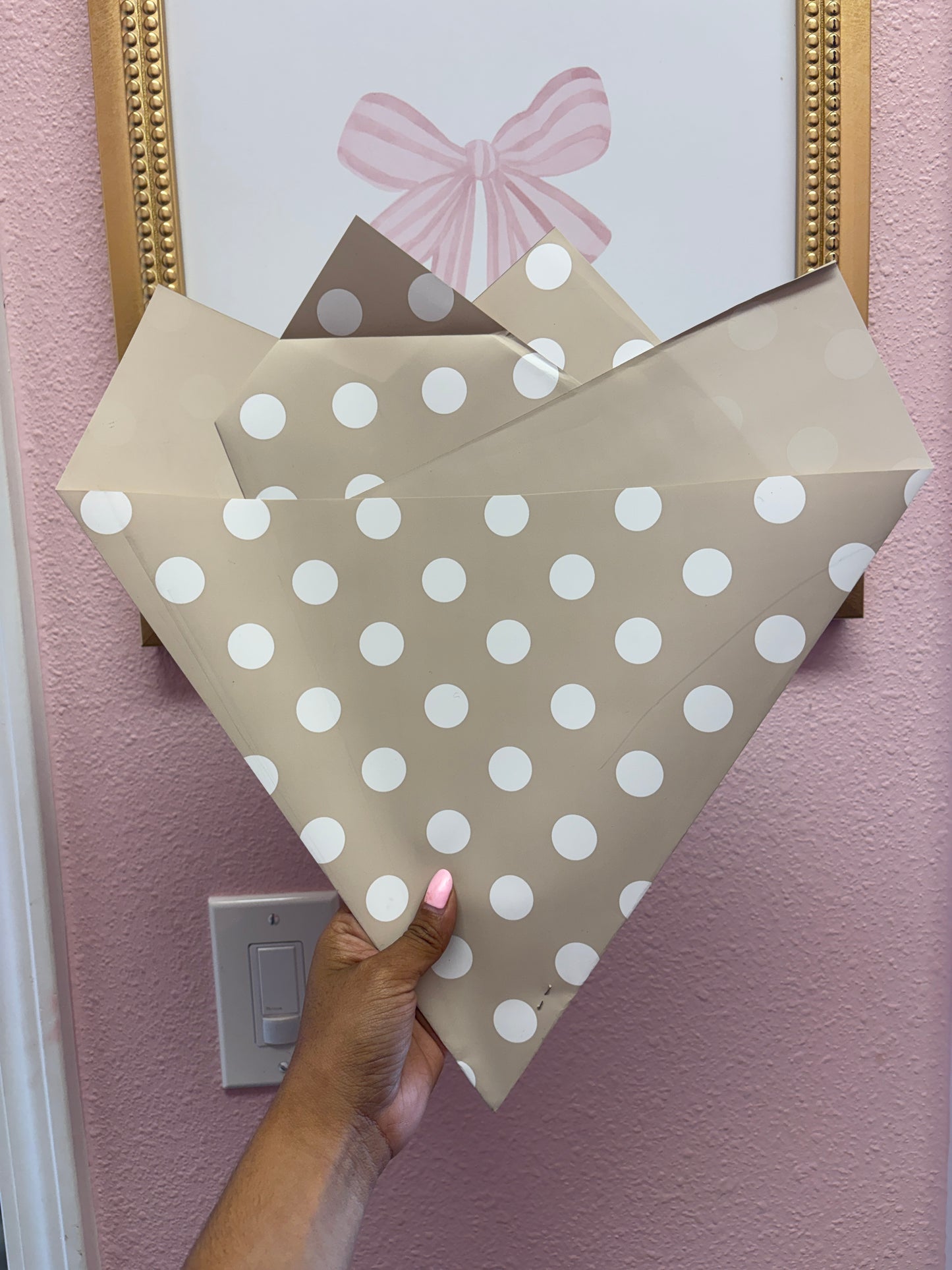 Beige polka dots