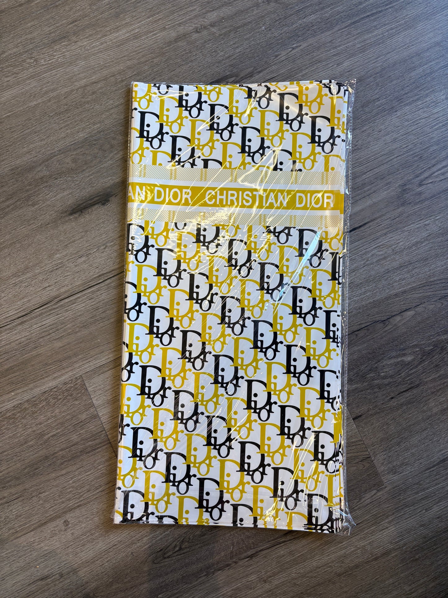 Pretty mix Black|Yellow CD🎀