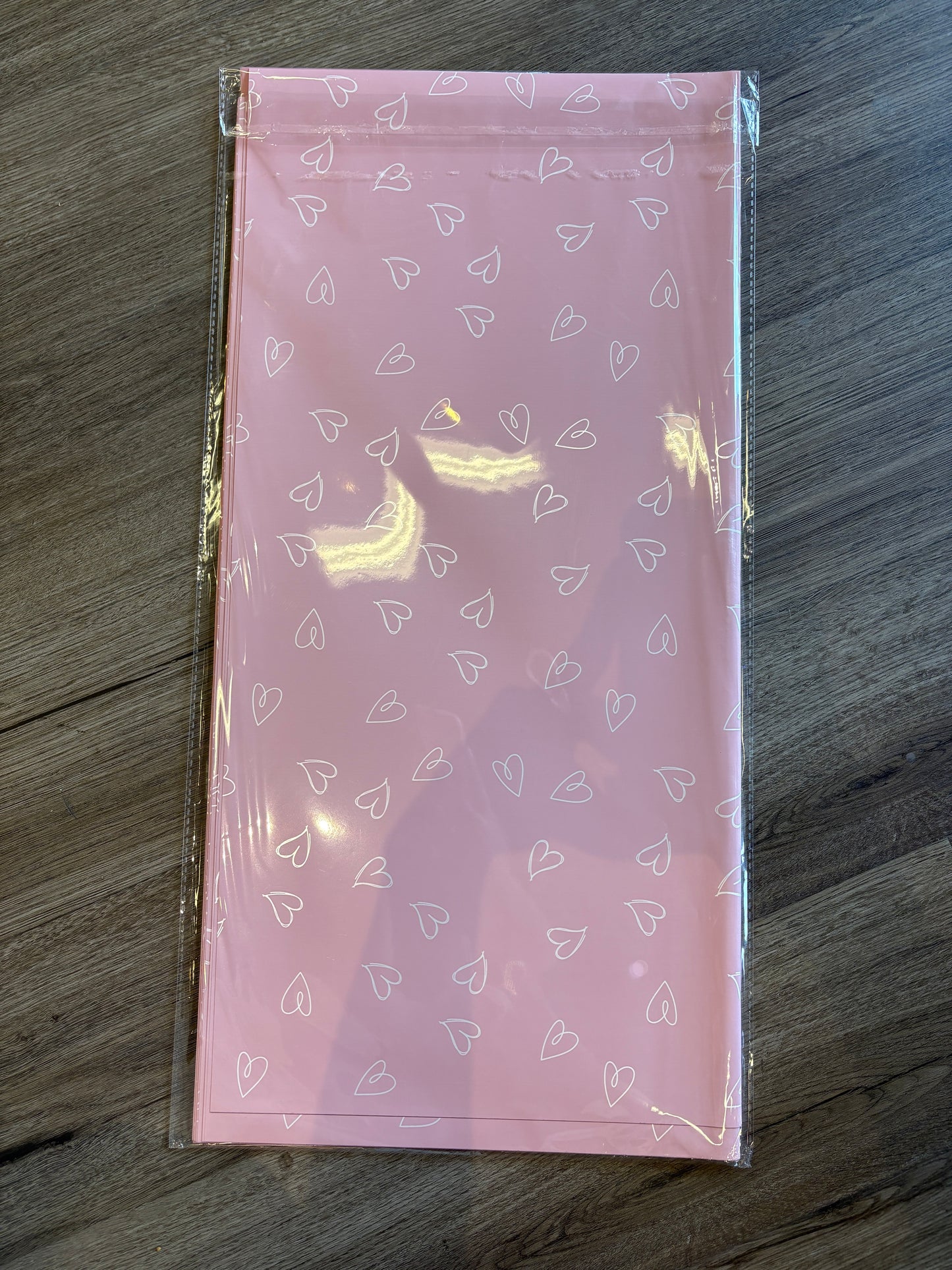 Mini hearts printed solid pink