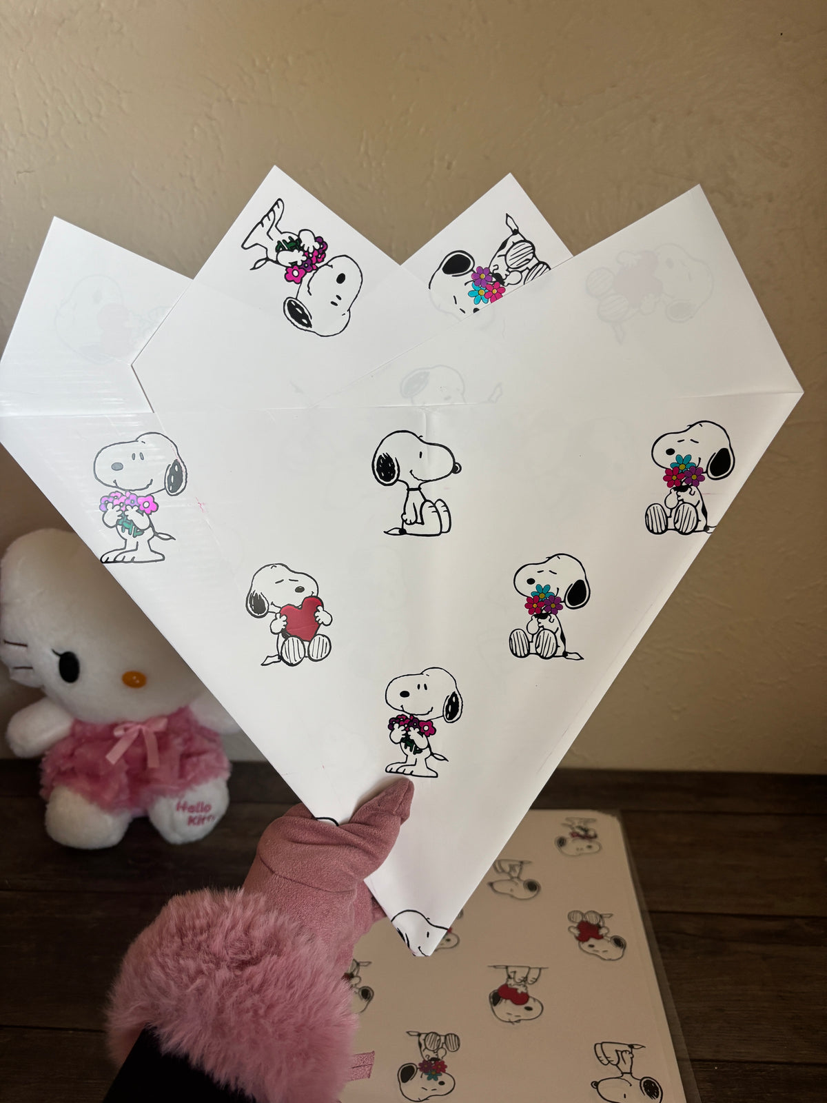 Solid white Snoopy 🎀