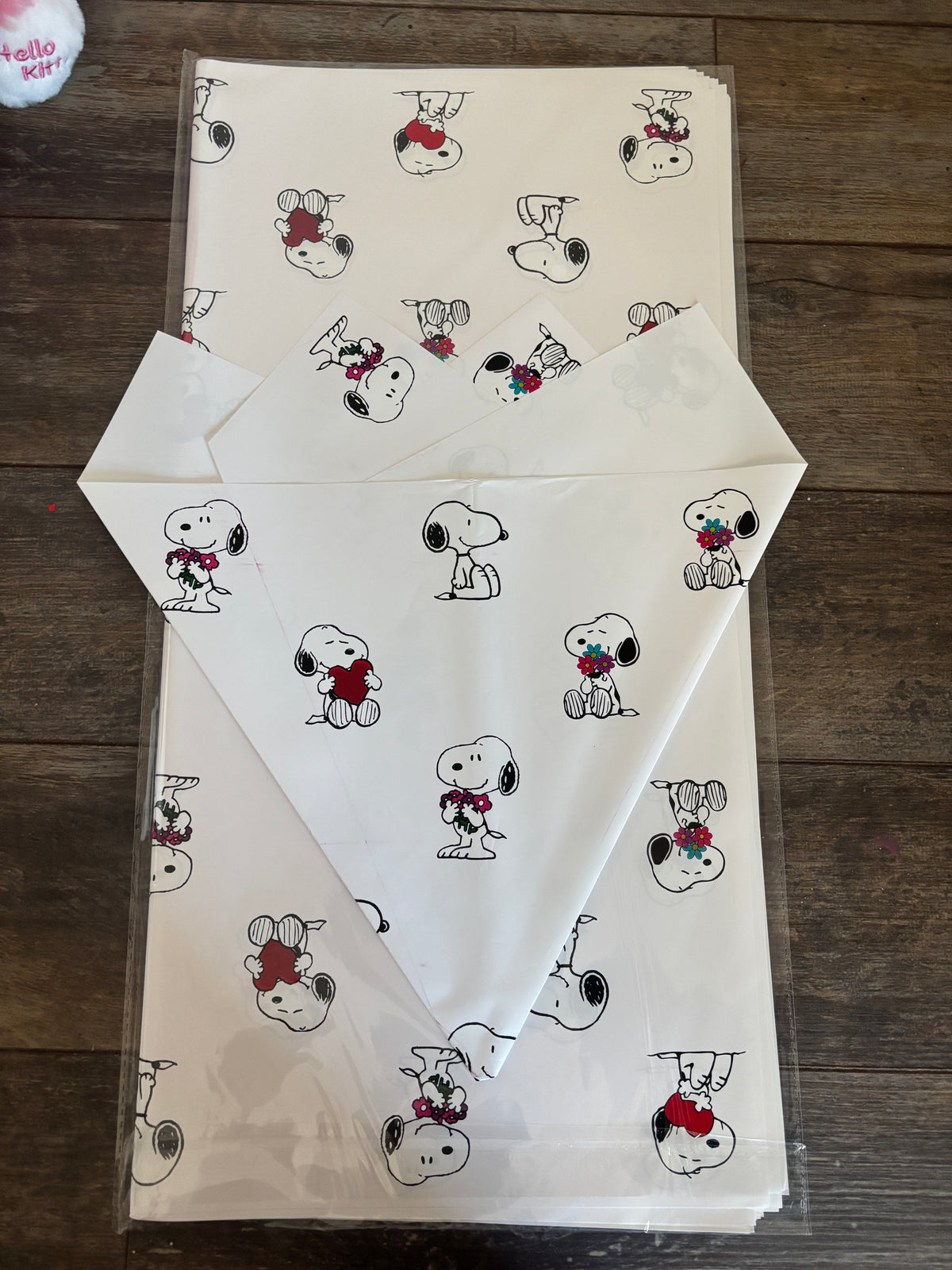 Solid white Snoopy 🎀