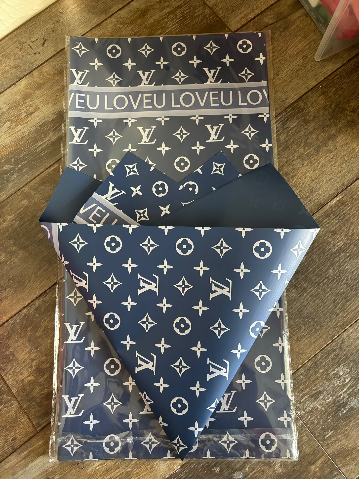 Blue LV 🎀