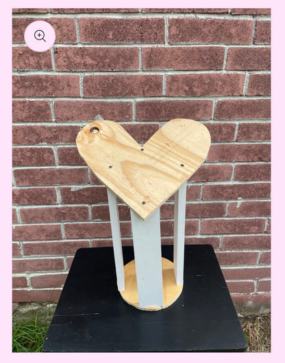Small standing heart wood base